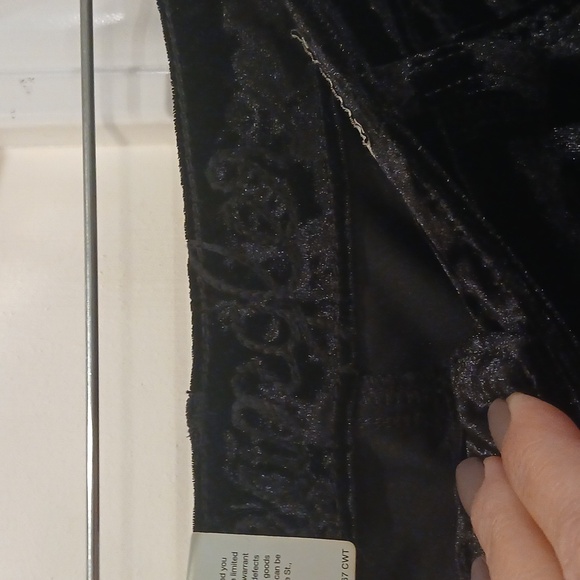 New Wrangler Retro Black Velour High Rise Bell Bottom Flares Size 33x36 - Picture 4 of 9